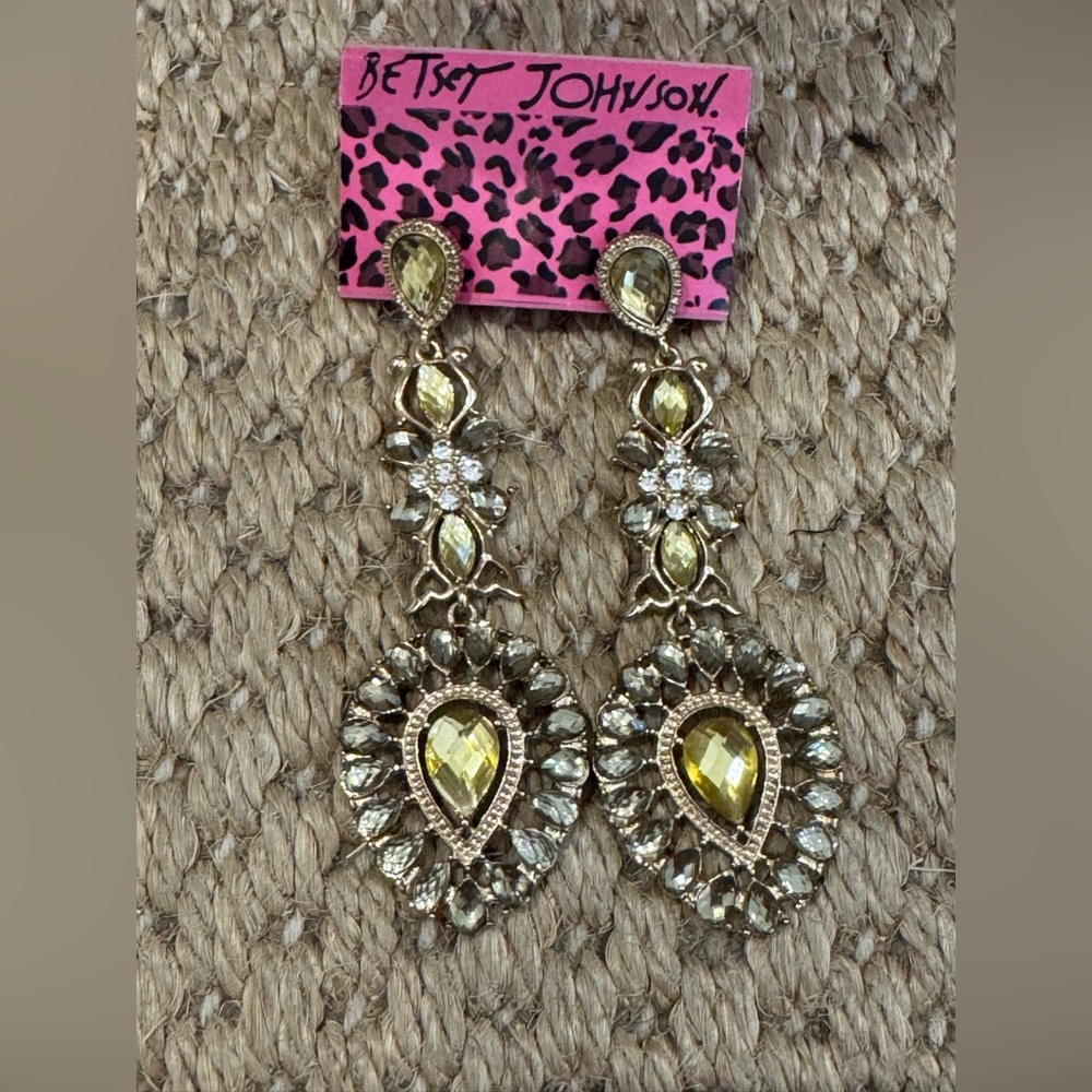 Betsey Johnson Yellow and Gold Statement Earrings.nwt. Rare